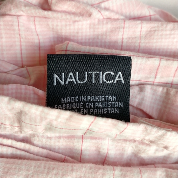 2 sets of size twin sheets. 1 pink Nautica, 1PBK - Picture 3 of 8